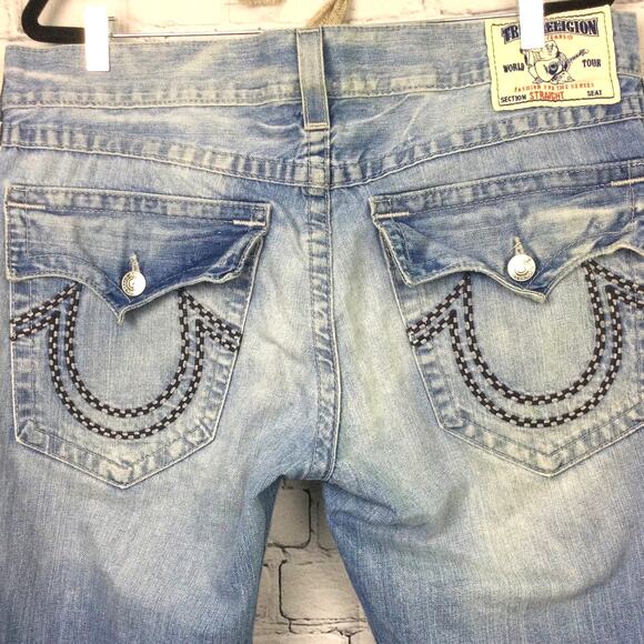 True Religion Men's Flap Pocket Light Wash Straight Leg Blue Jeans Size 38 - Picture 6 of 12
